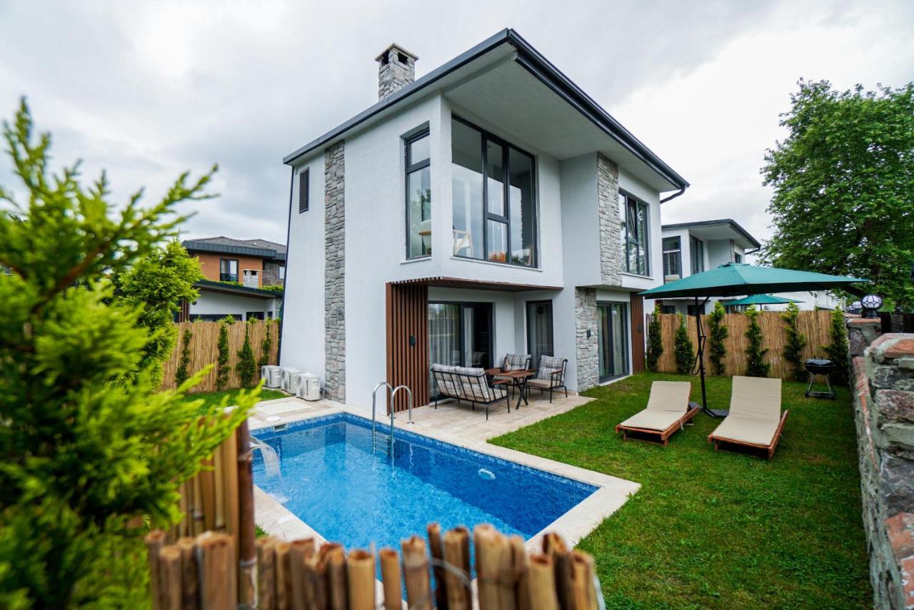 Vital Home Sapanca Isitmali Havuzlu Villa&Bungalov Luaran gambar