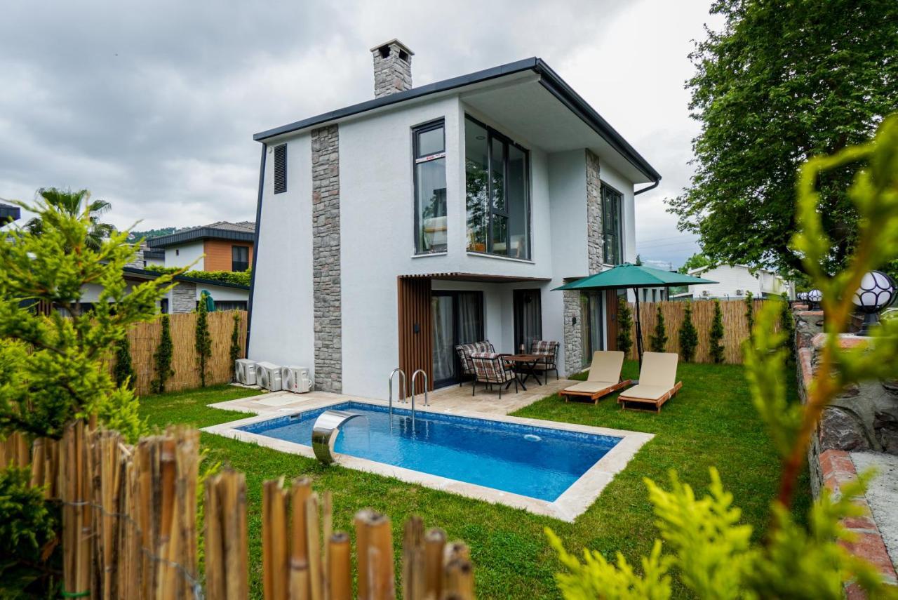 Vital Home Sapanca Isitmali Havuzlu Villa&Bungalov Luaran gambar